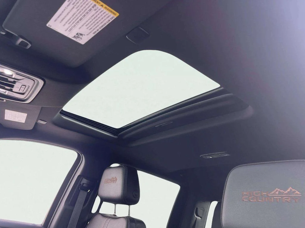 Used 2022 Dark Ash Metallic Chevrolet High Country image 9