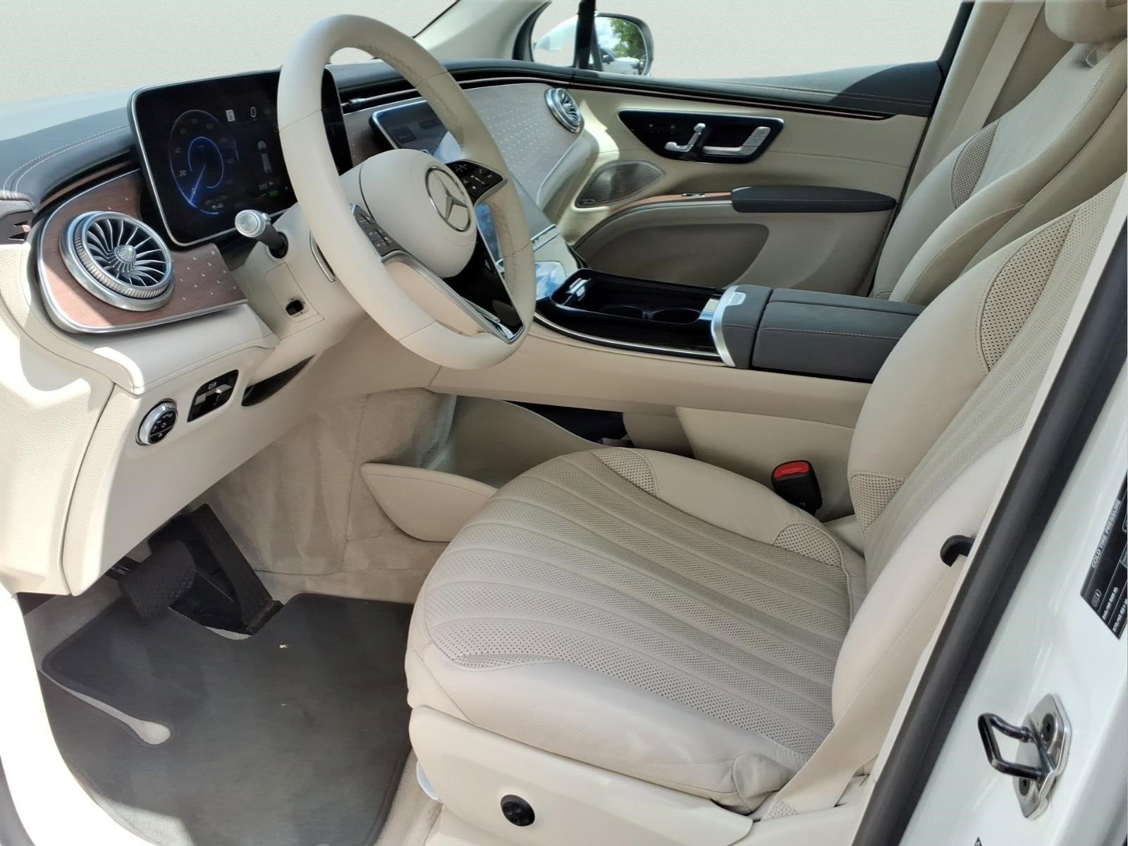 Certified Used 2023 Polar White Mercedes-Benz EQS 450+ SUV image 10