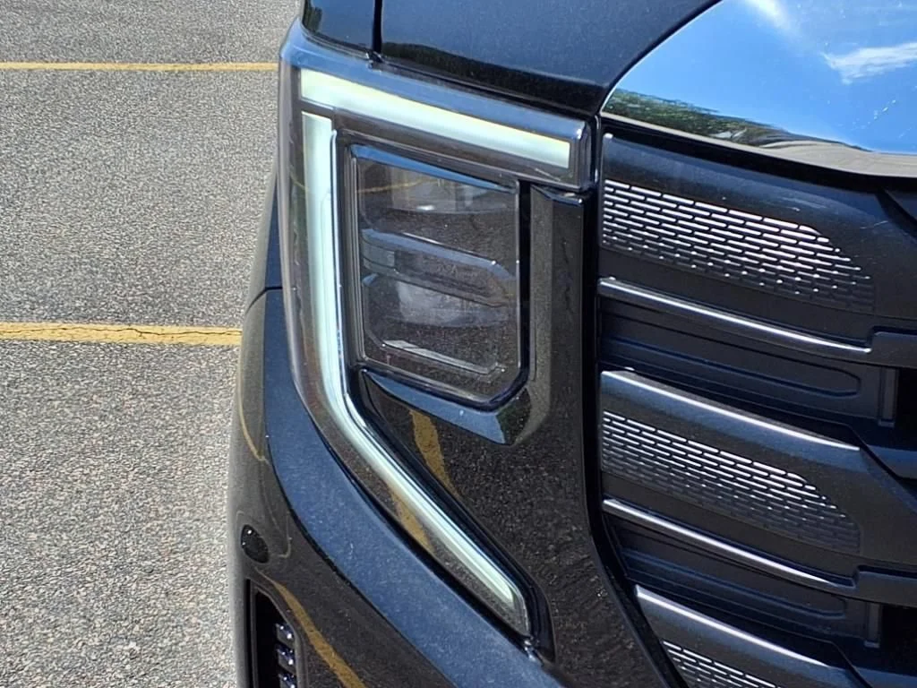 2025 GMC Sierra 1500 Pro - Photo 17