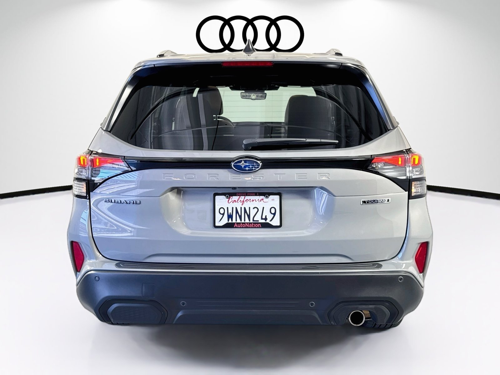 Used 2026 River Rock Pearl Subaru Touring image 6