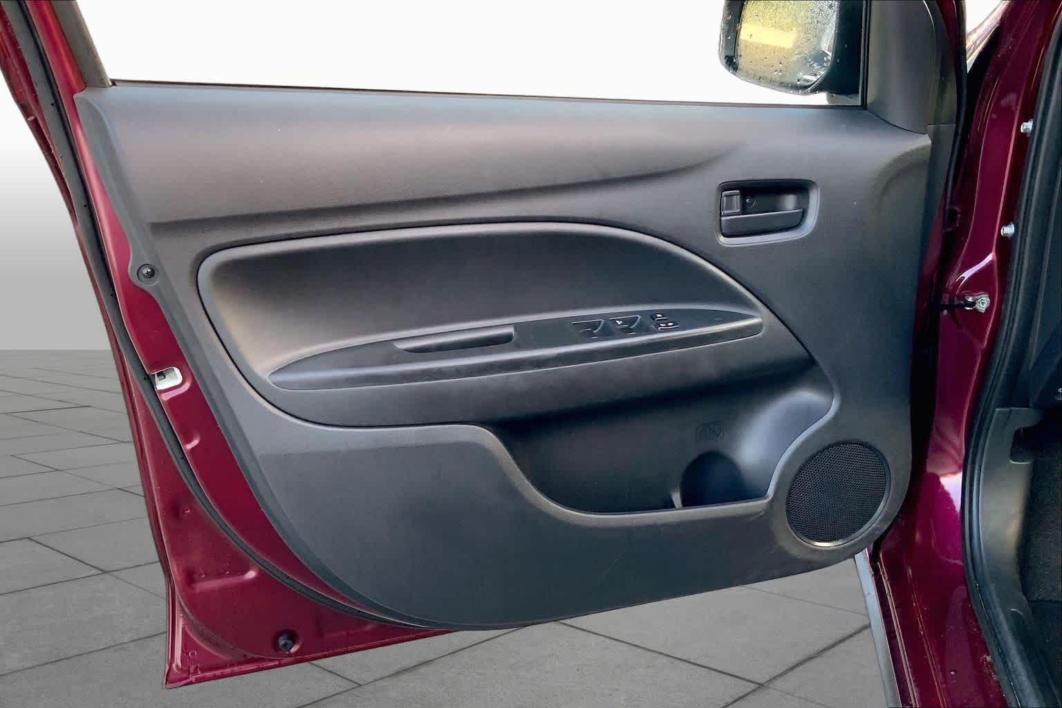 Used 2024 Wine Red Metallic Mitsubishi ES image 19