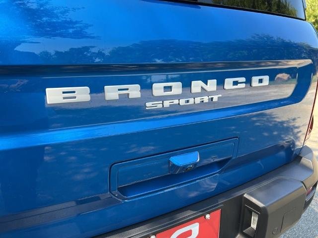 New 2025 Velocity Blue Metallic Ford Outer Banks® image 97