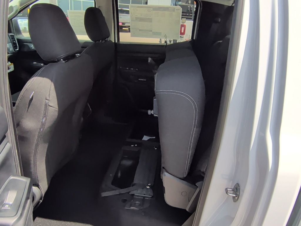 New 2026 Oxford White Ford XL image 31