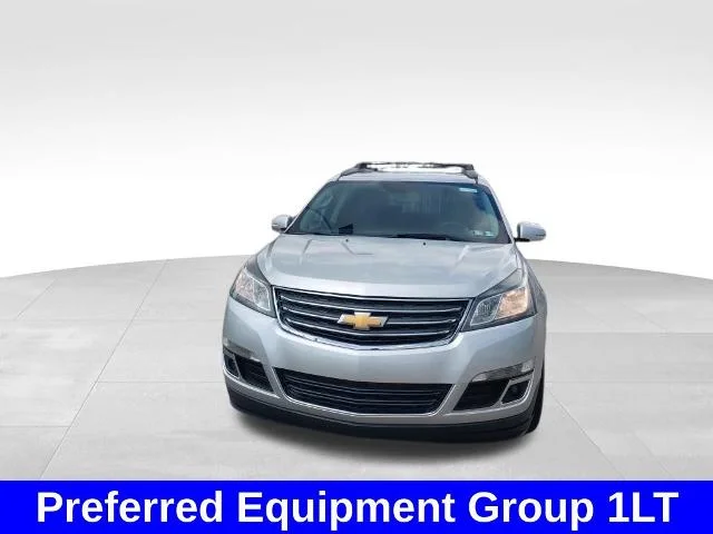 Used 2014 Silver Ice Metallic Chevrolet  image 3