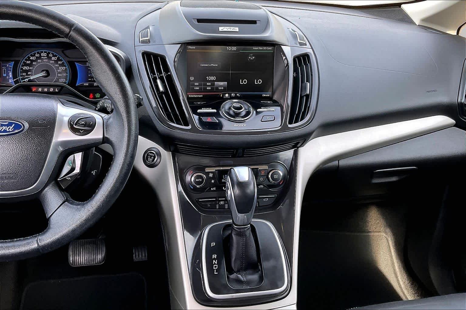 Used 2015 White Platinum Metallic Tri-Coat Ford SEL image 6