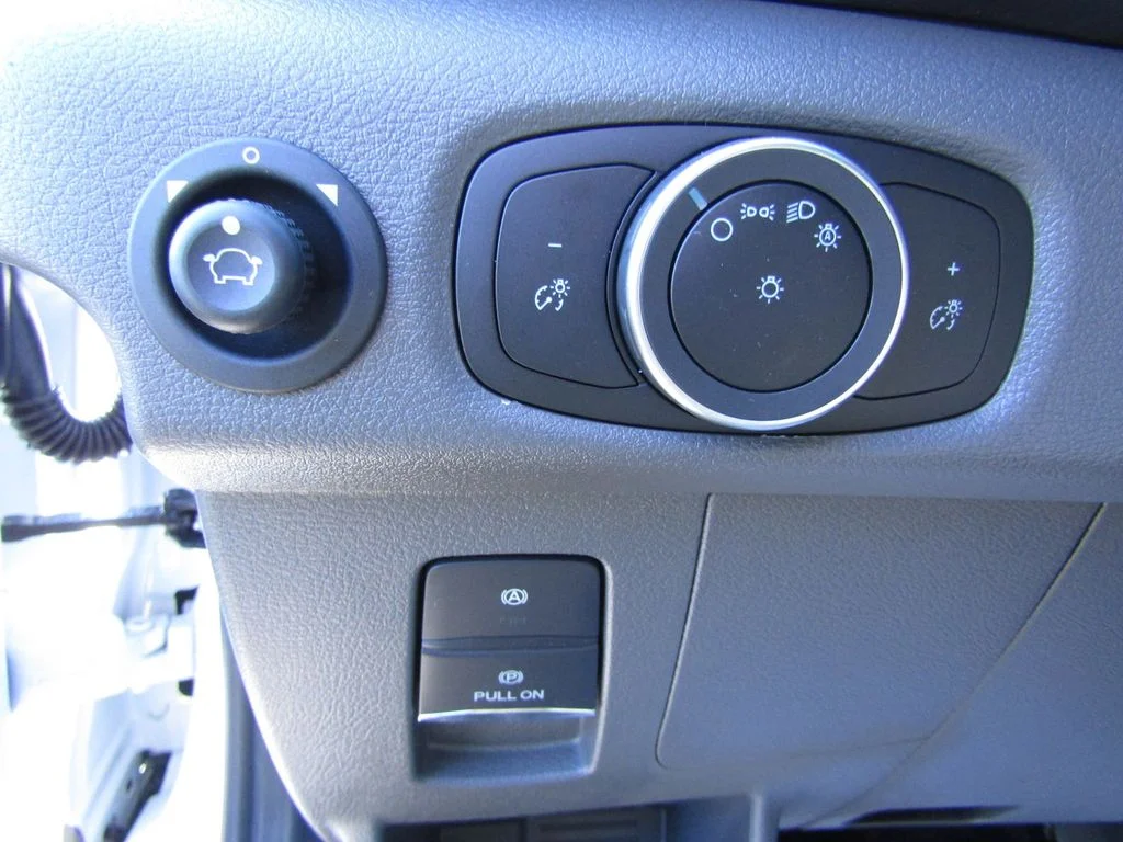 2025 Ford Transit Van Base - Photo 13