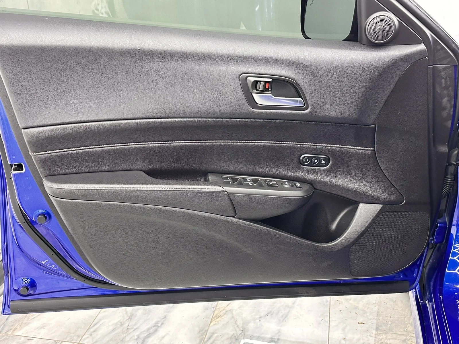 Used 2021 Apex Blue Pearl Acura w/Premium/A-SPEC Package image 34
