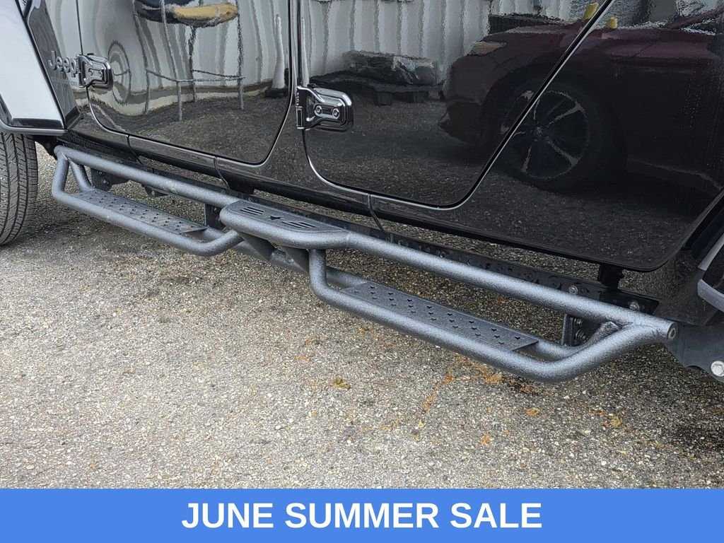 Used 2024 Black Jeep Sport S image 30