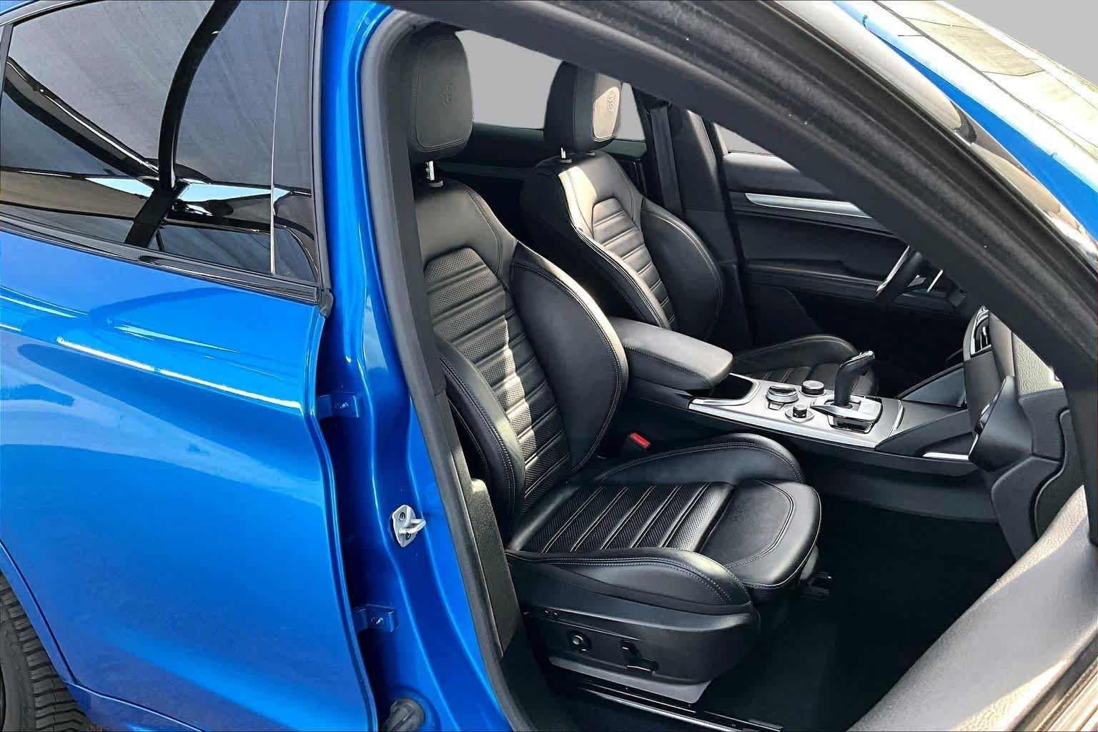 Used 2022 Misano Blue Metallic Alfa Romeo Veloce image 9