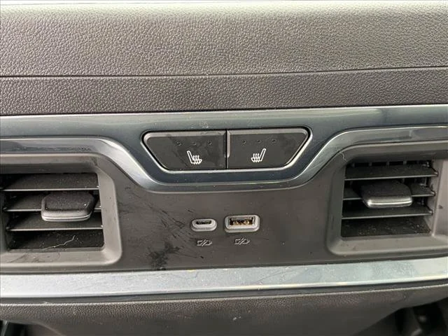 2024 GMC Sierra 1500 SLT - Photo 20