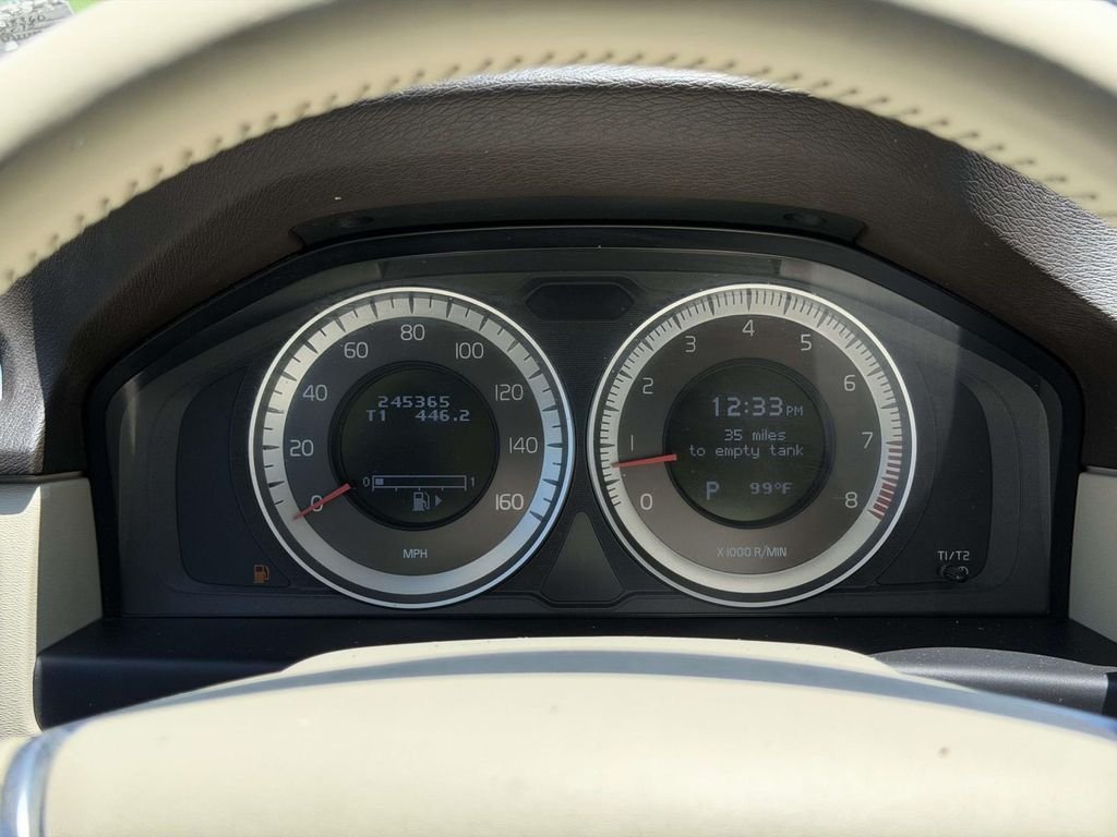 Used 2012 White Volvo 3.2 image 10