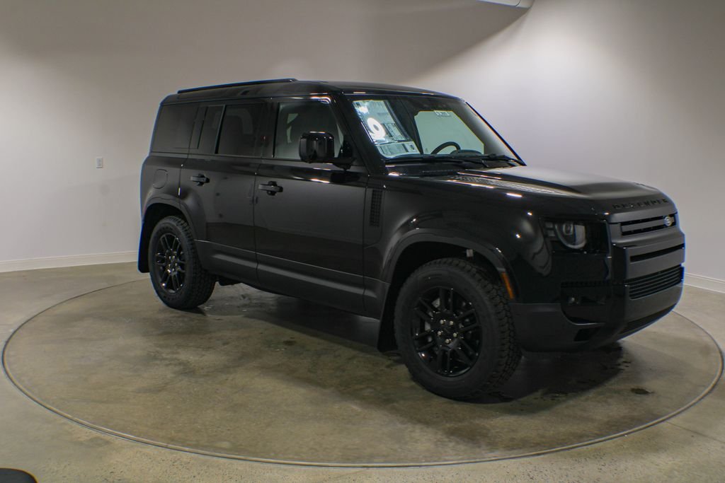 New 2026 Santorini Black Land Rover S image 8