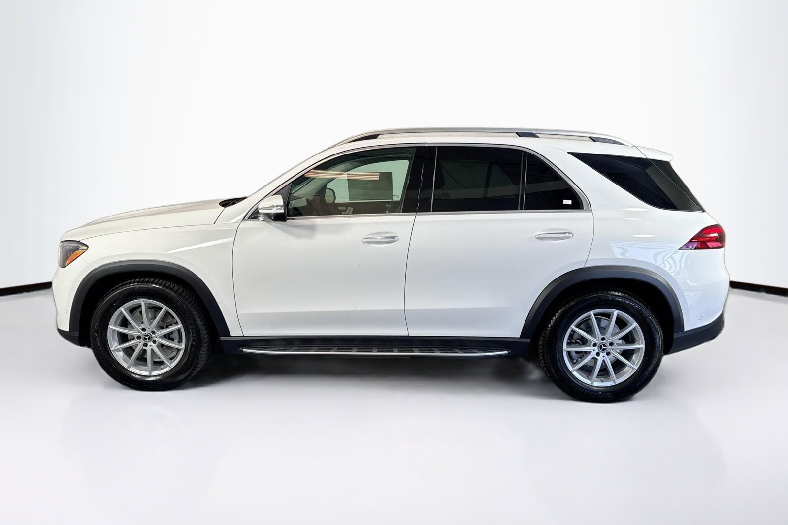 New 2026 Polar White Mercedes-Benz GLE 350 image 8