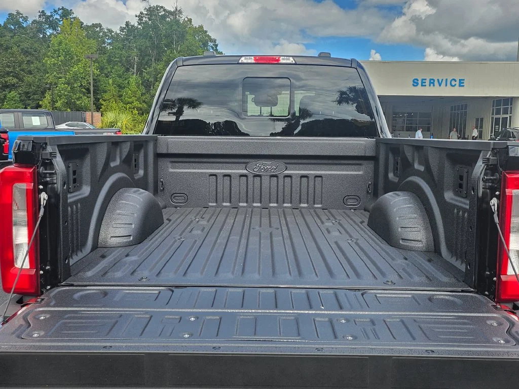 New 2027 Black Ford XL image 13