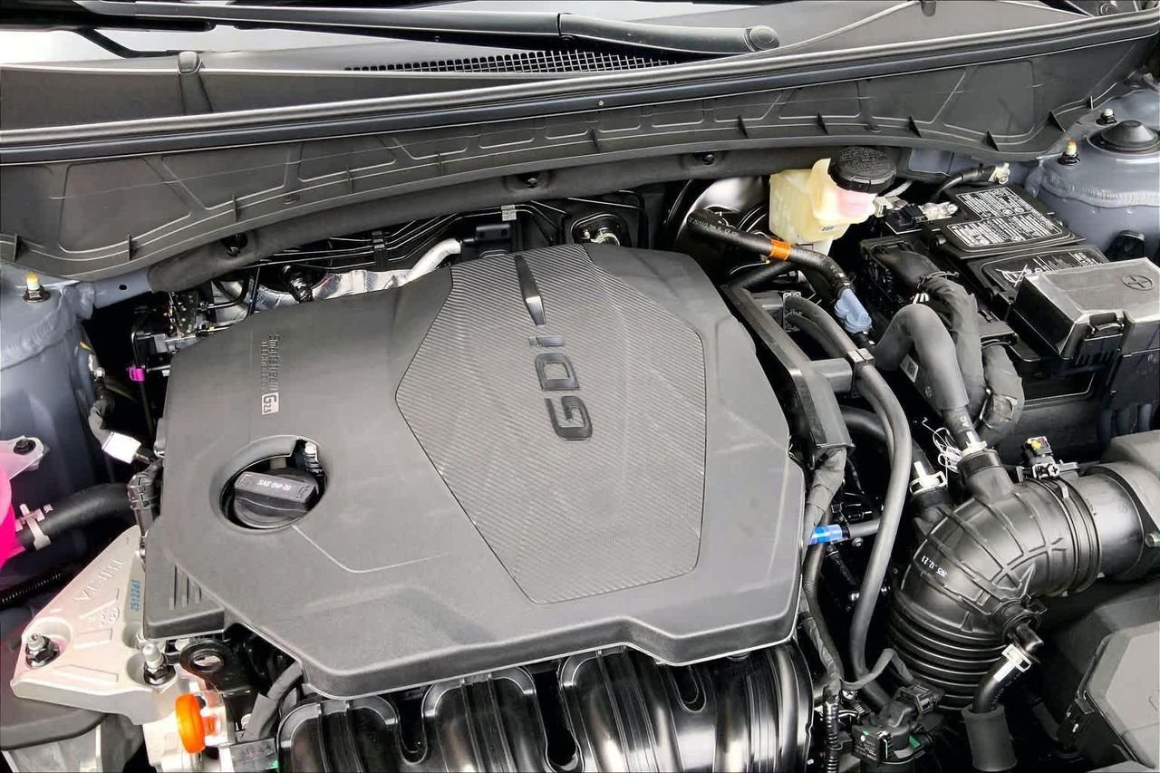 New 2026 Ecotronic Gray Hyundai SEL Premium FWD image 17