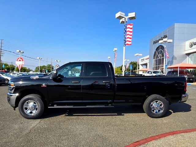 New 2026 Diamond Black Crystal Pearl-Coat Exterior Paint RAM Tradesman image 8