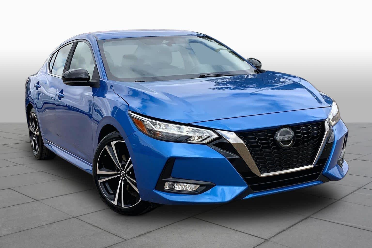 Used 2023 Electric Blue Metallic Nissan SR image 3