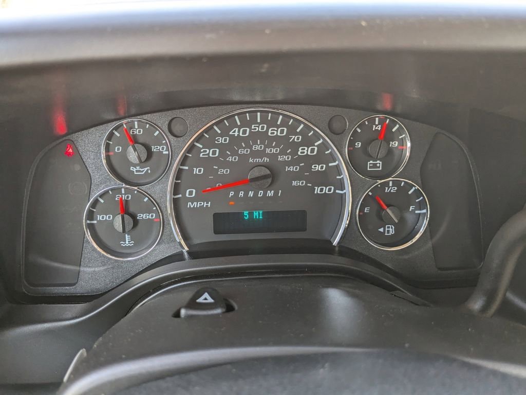 2025 Chevrolet Express Cargo Work Van - Photo 28