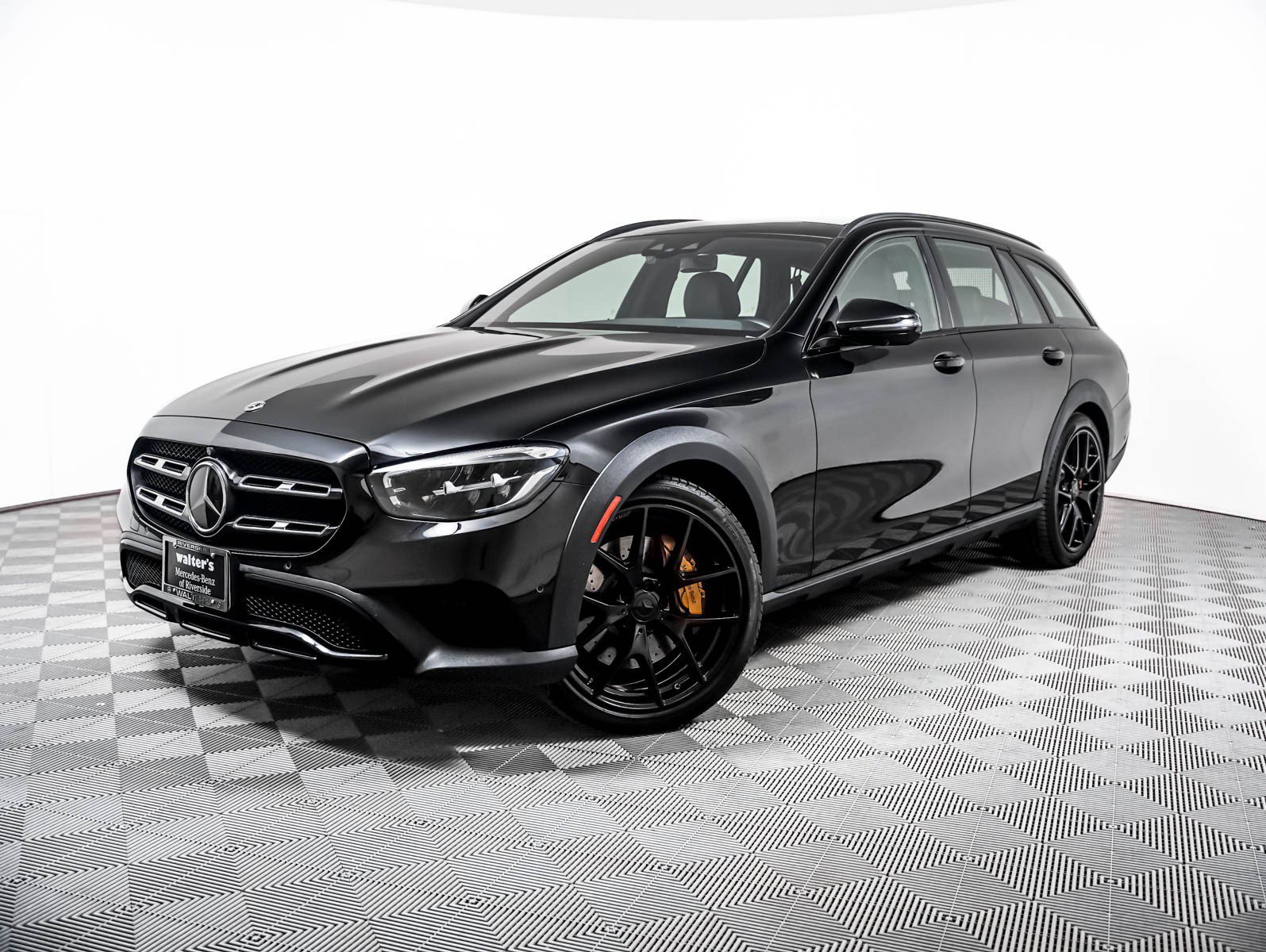 Certified Used 2023 Obsidian Black Metallic Mercedes-Benz E 450 4MATIC® All-Terrain Wagon image 1