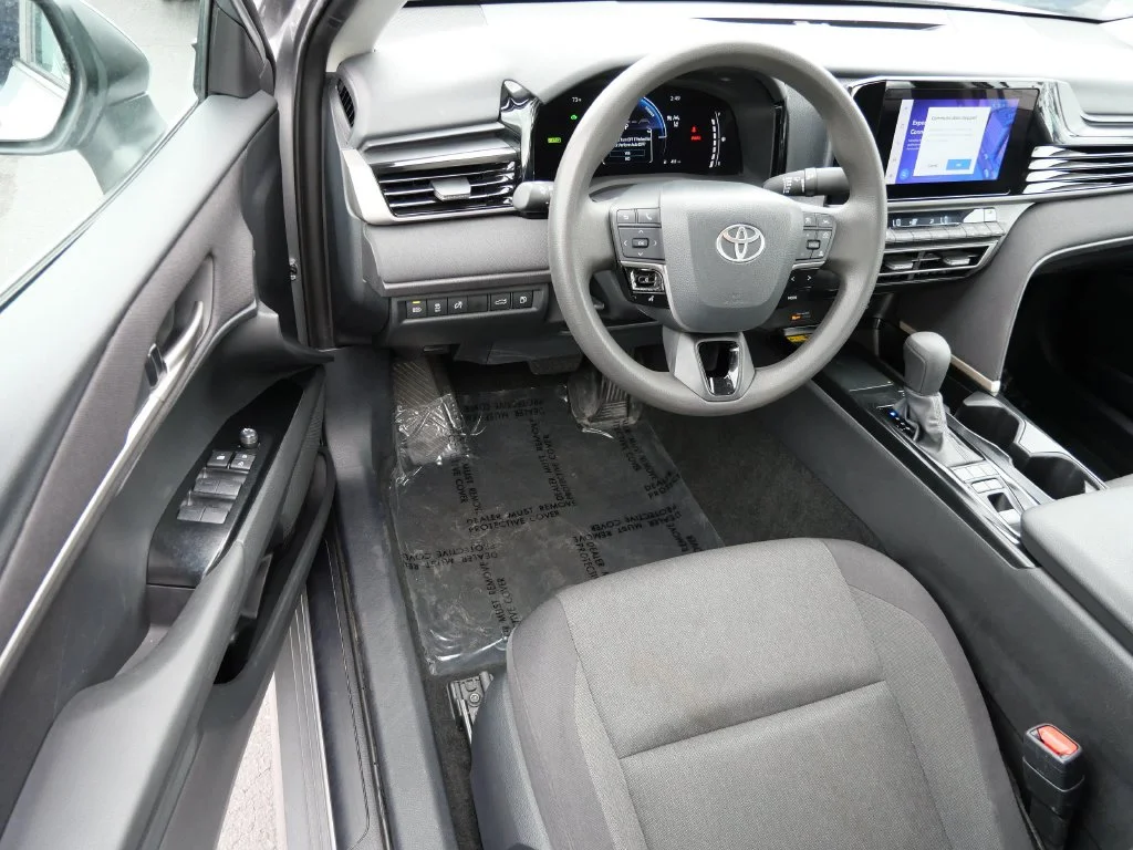 Certified Used 2025 Silver Toyota LE image 10
