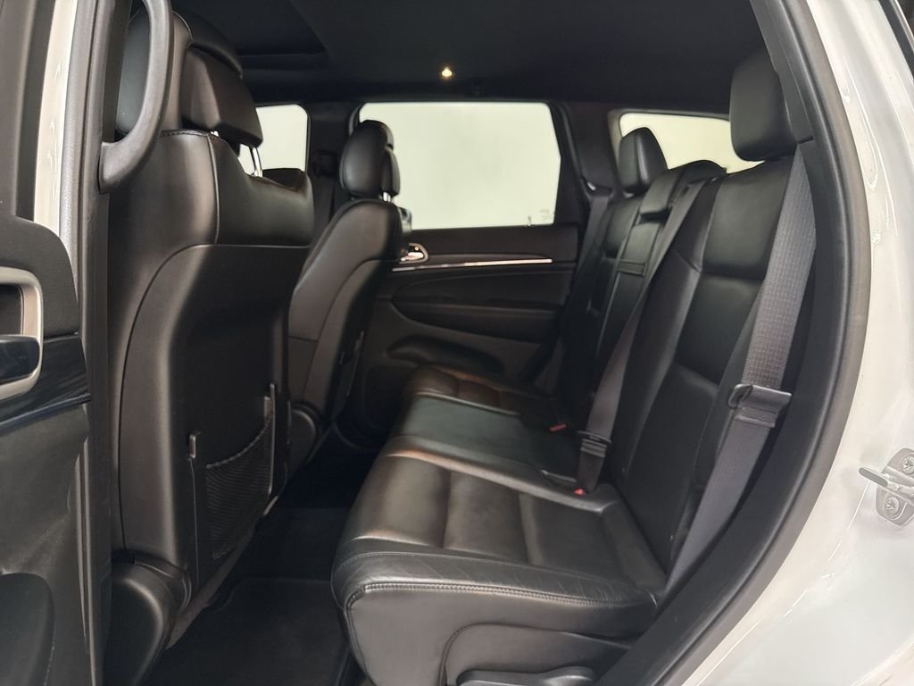 Used 2020 Bright White Clearcoat Jeep Limited image 16