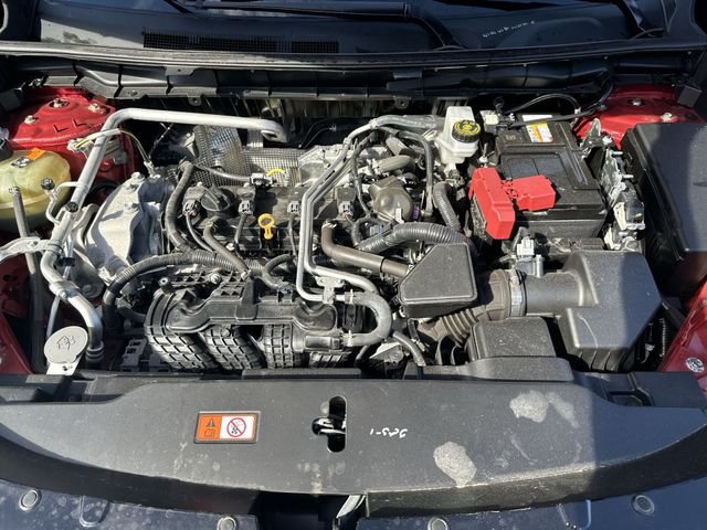 Used 2025  Mitsubishi SE image 19