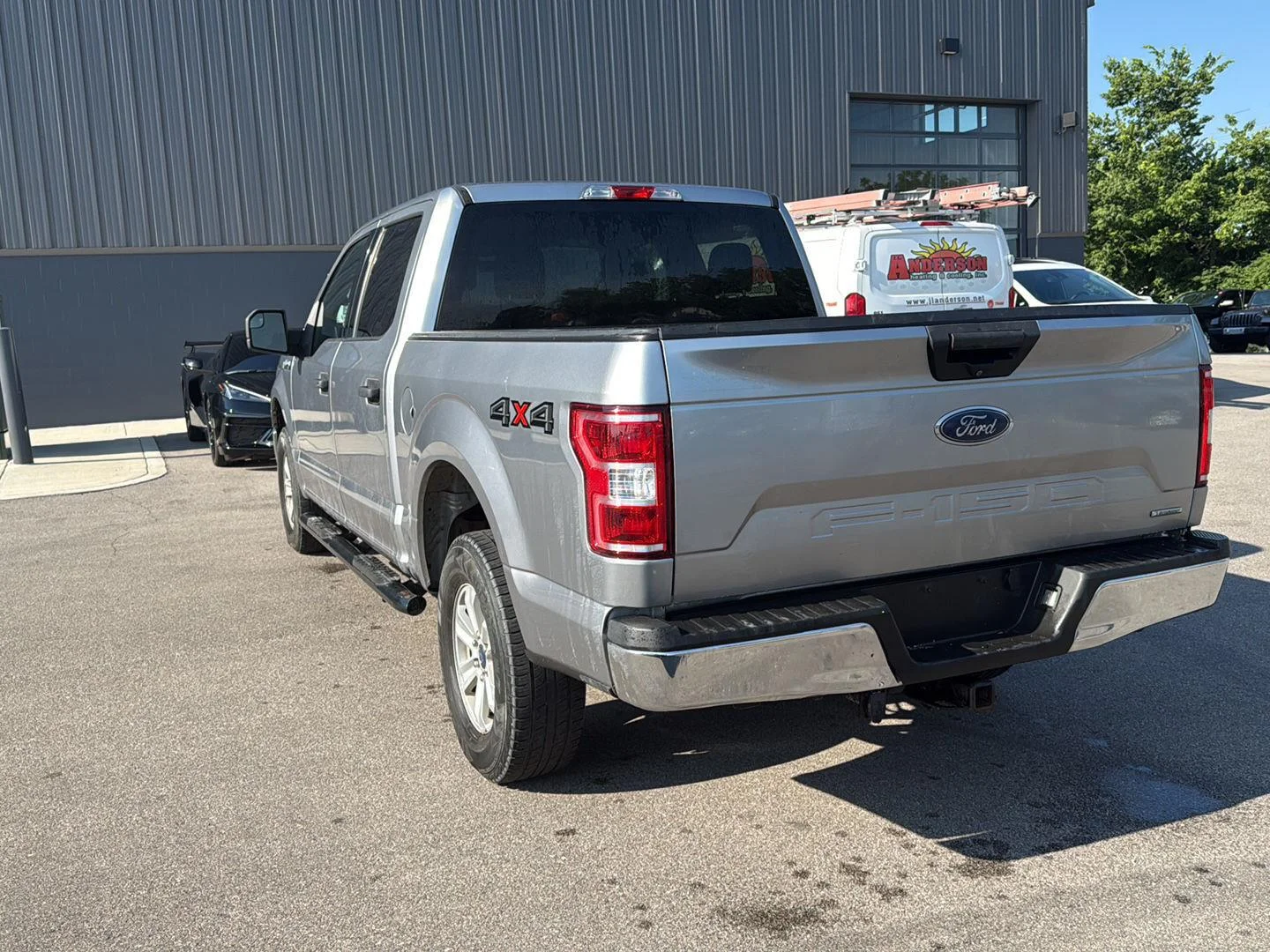 Used 2020 Iconic Silver Ford XLT image 5