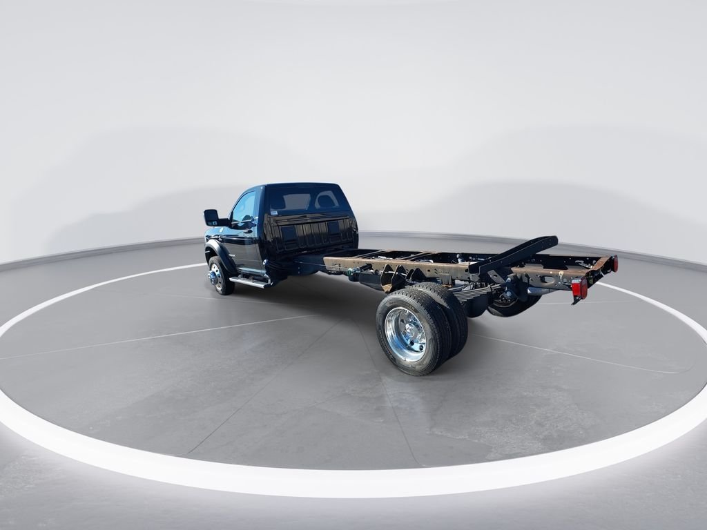 New 2024 Diamond Black Crystal Pearl-Coat Exterior Paint RAM SLT image 6