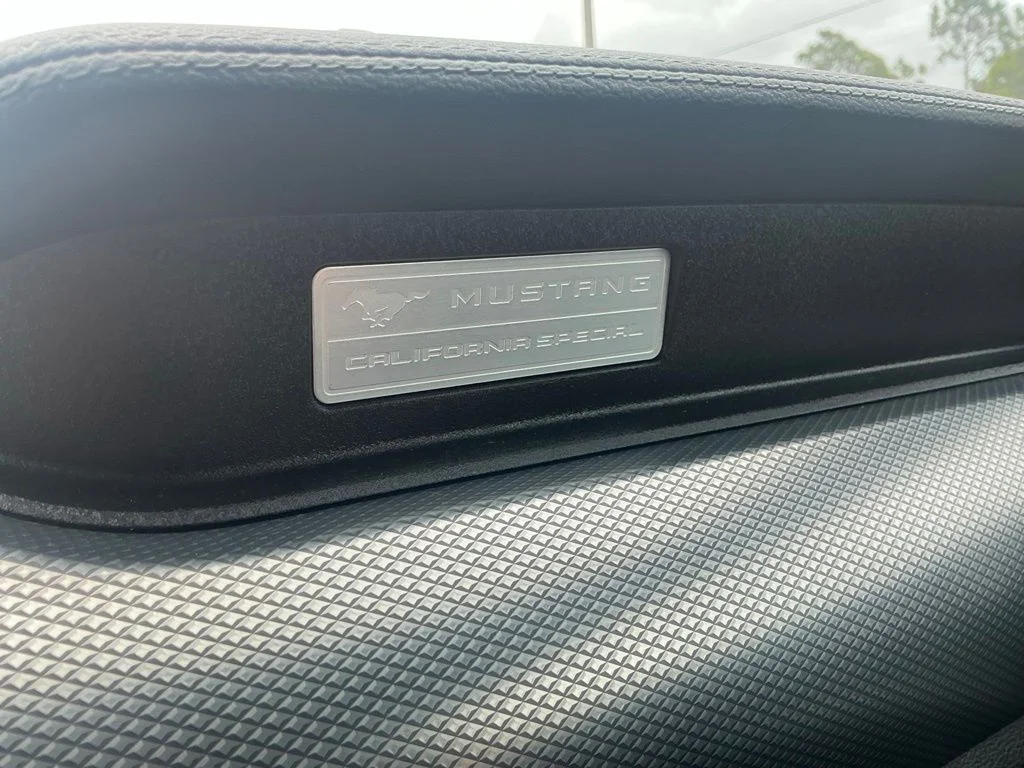 Used 2017 White Ford GT Premium image 44