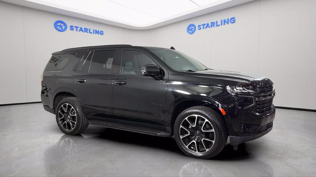 Used 2021 BLACK Chevrolet RST image 13