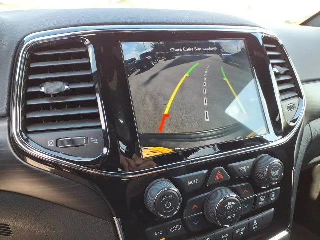 Used 2021 Gray Jeep Laredo X image 29