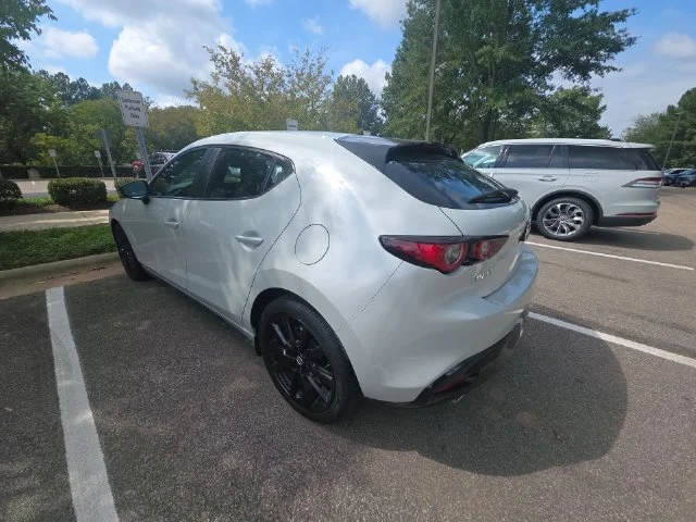 Used 2025 White Mazda 2.5 S Select Sport image 3