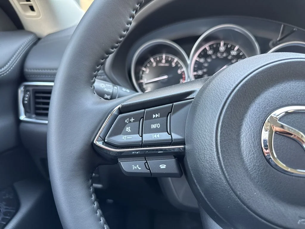 2025 Mazda CX-5 S Select Package - Photo 32
