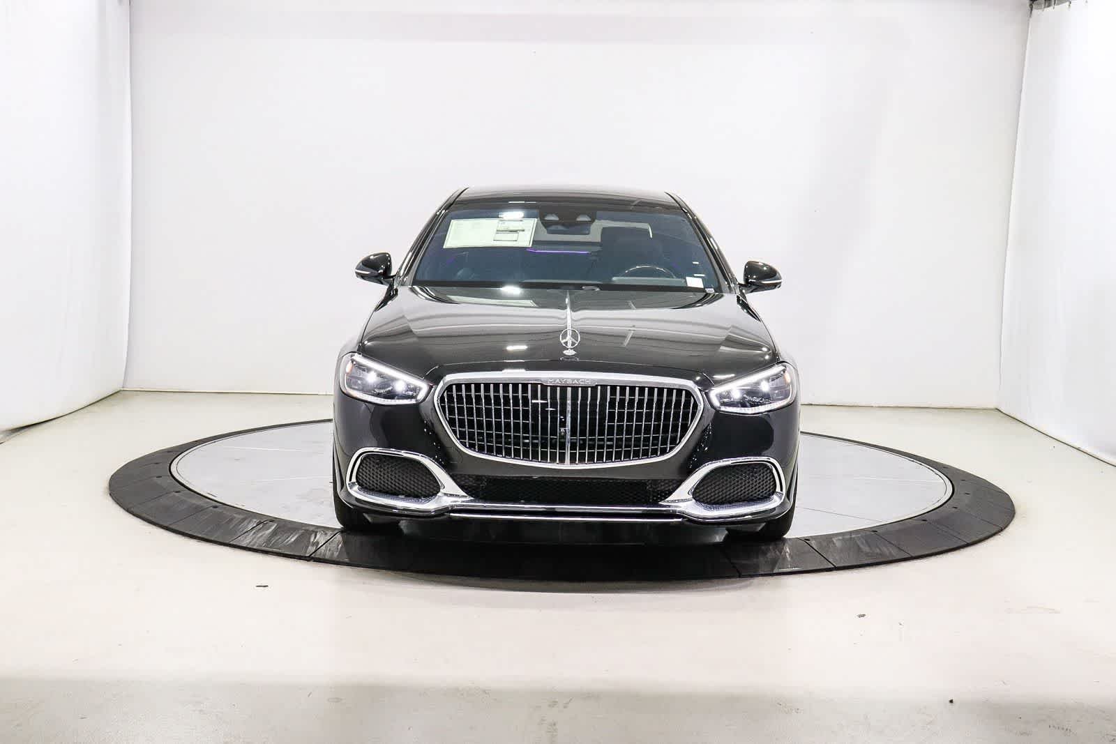 New 2026 Obsidian Black Metallic Mercedes-Benz Maybach S 580 image 6