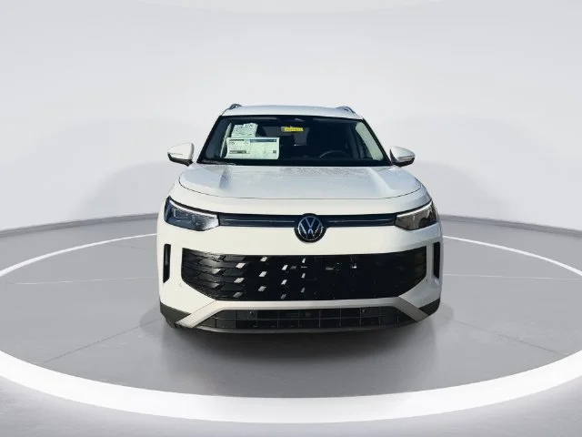 New 2026 White Volkswagen SE image 4
