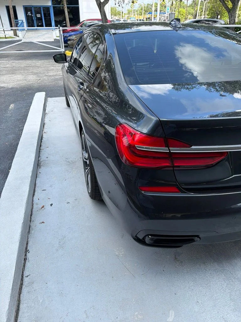 Used 2019 Gray BMW 740i image 5