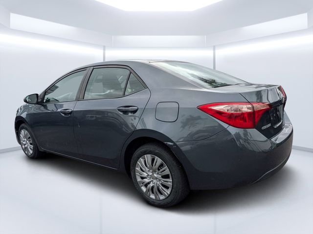 Used 2017 Gray Toyota LE image 5