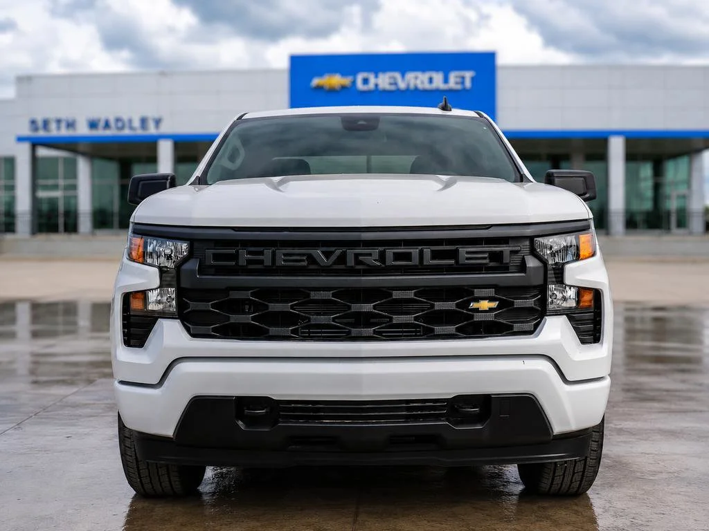 New 2026 Summit White Chevrolet Custom image 2