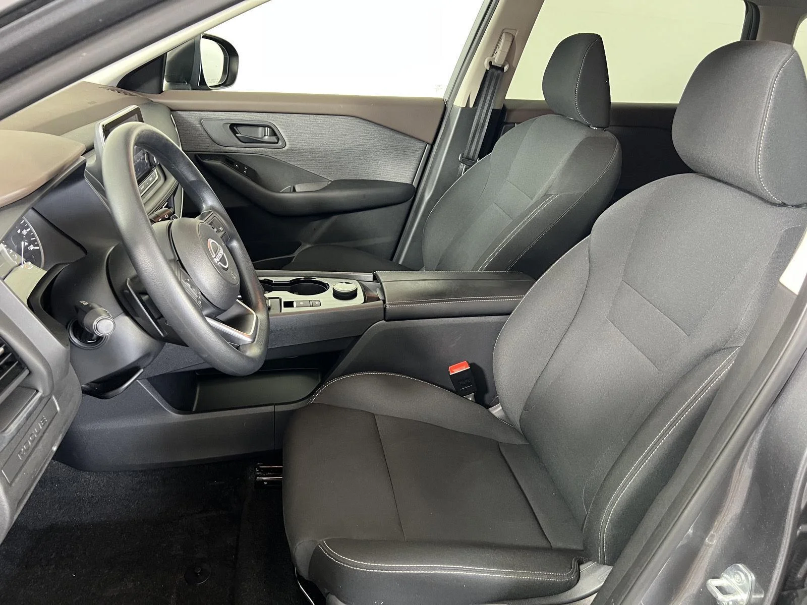 Used 2023 Gun Metallic Nissan S image 6