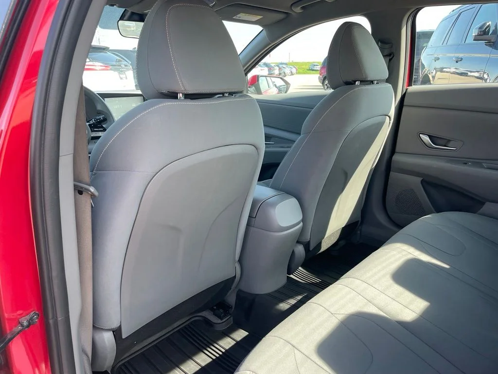 Used 2023 Calypso Red Hyundai SEL image 40
