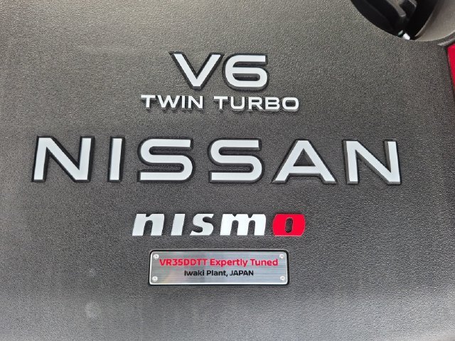 New 2026 Stealth Gray / Super Black Two-tone Nissan NISMO® image 34