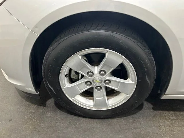 Used 2013 Silver Chevrolet LS image 10