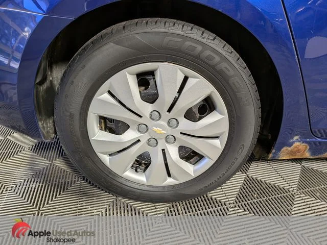 Used 2013 Blue Chevrolet LS image 33