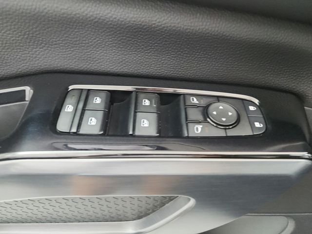 Used 2025 Black Nissan SL image 33
