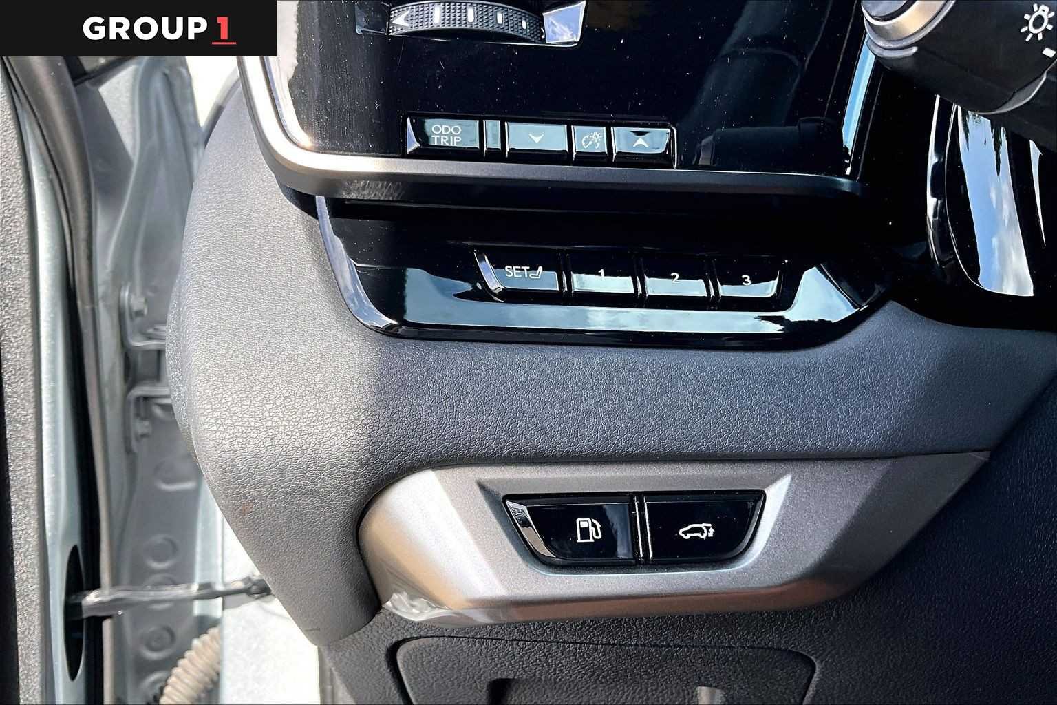 Used 2023 Iridium Lexus Premium image 33