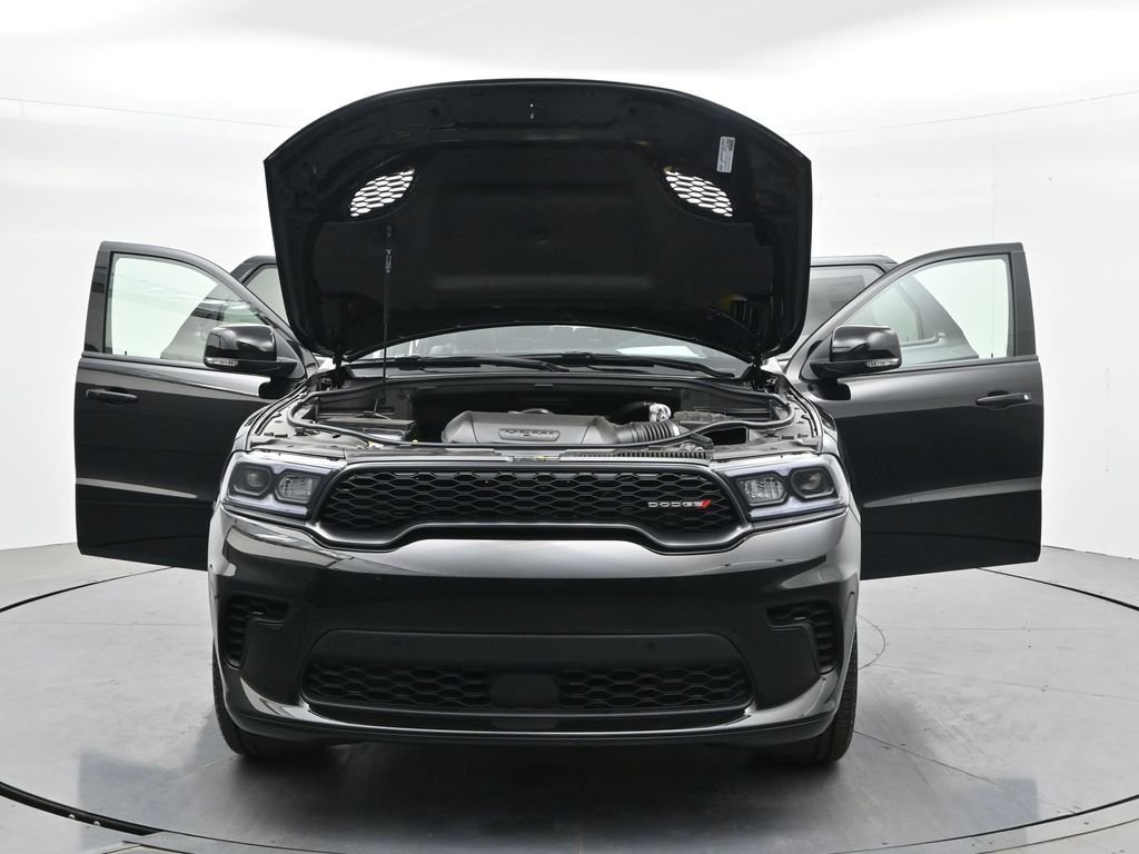 New 2026 Diamond Black Clear-Coat Exterior Paint Dodge GT Plus HEMI V8 image 46