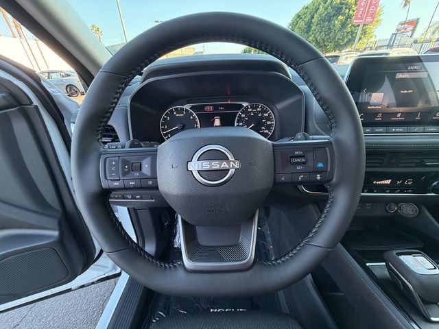 New 2026 Everest White Pearl TriCoat Nissan SV image 18