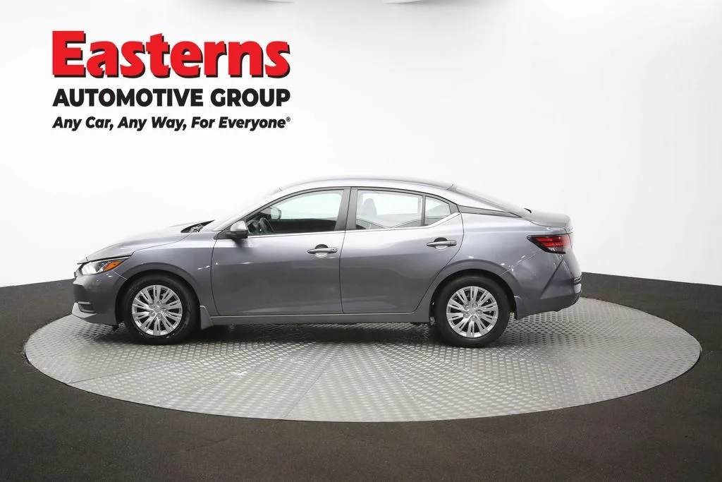 Used 2023 Gray Nissan S image 59