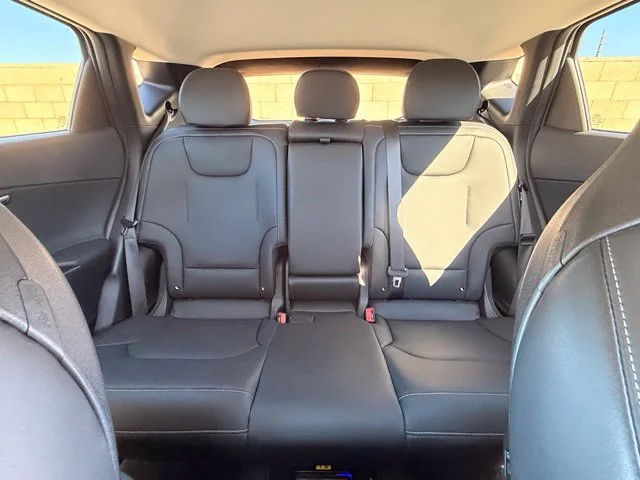 Certified Used 2023 Gray Kia Wind image 17