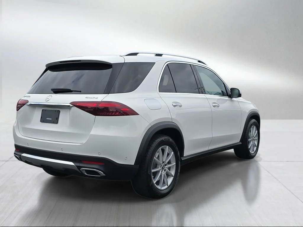 Used 2024 White Mercedes-Benz GLE 450e image 3